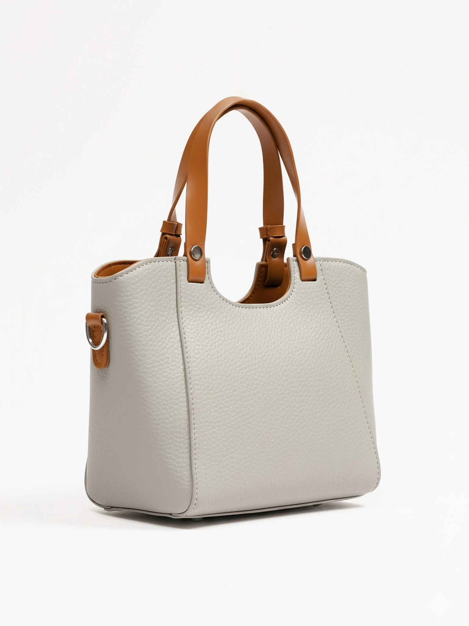 Сумка-тоут маленькая с декоративными ремешками в ассортименте